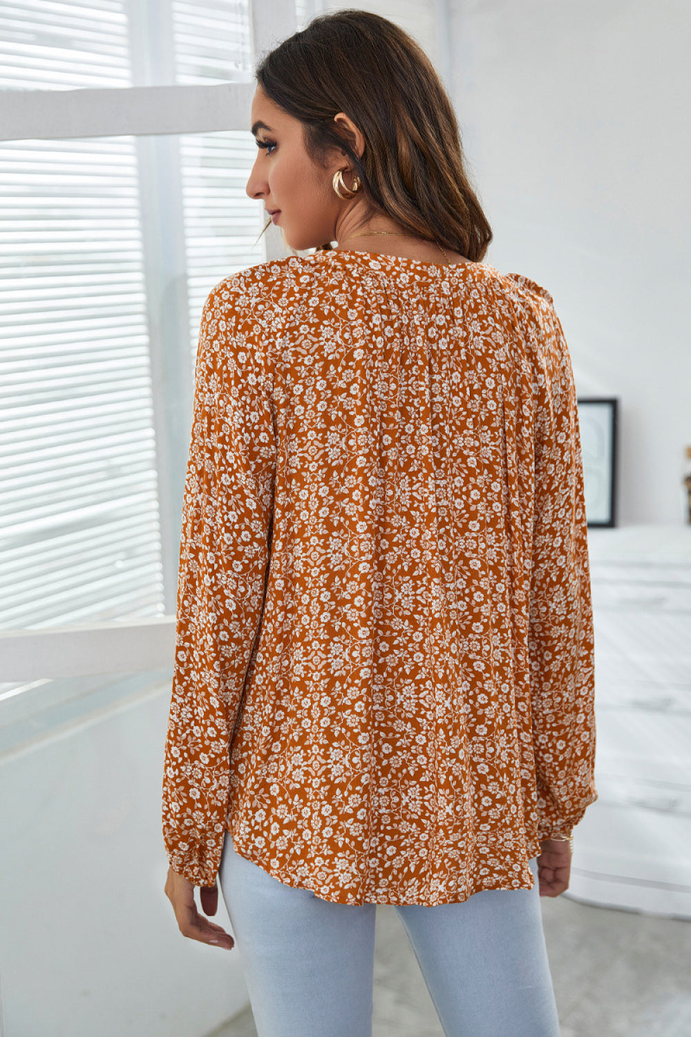 Floral V-Neck Long Sleeve Blouse