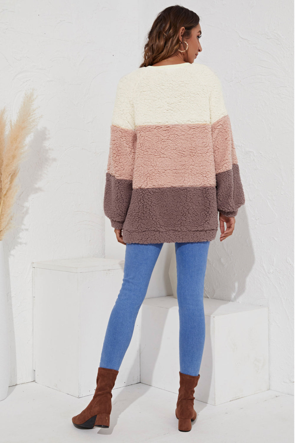 Color Block Long Sleeve Teddy Sweatshirt