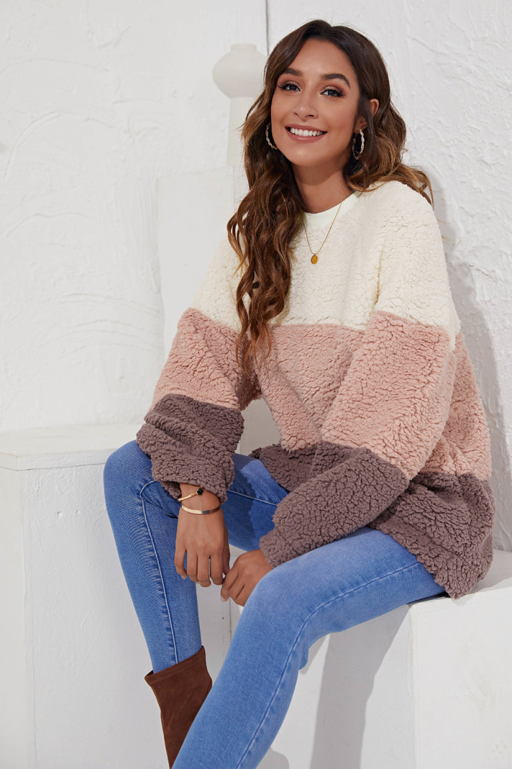 Color Block Long Sleeve Teddy Sweatshirt