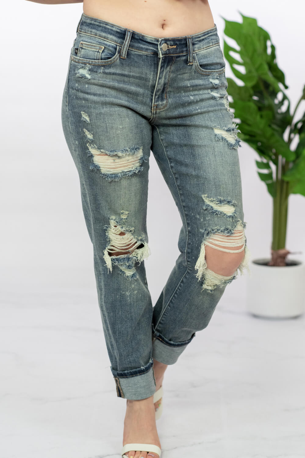 Judy Blue Lindsey Full Size Bleach Splash Boyfriend Jeans