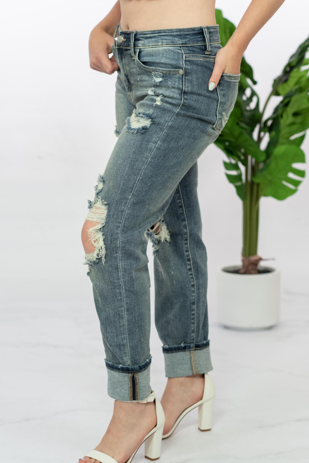 Judy Blue Lindsey Full Size Bleach Splash Boyfriend Jeans