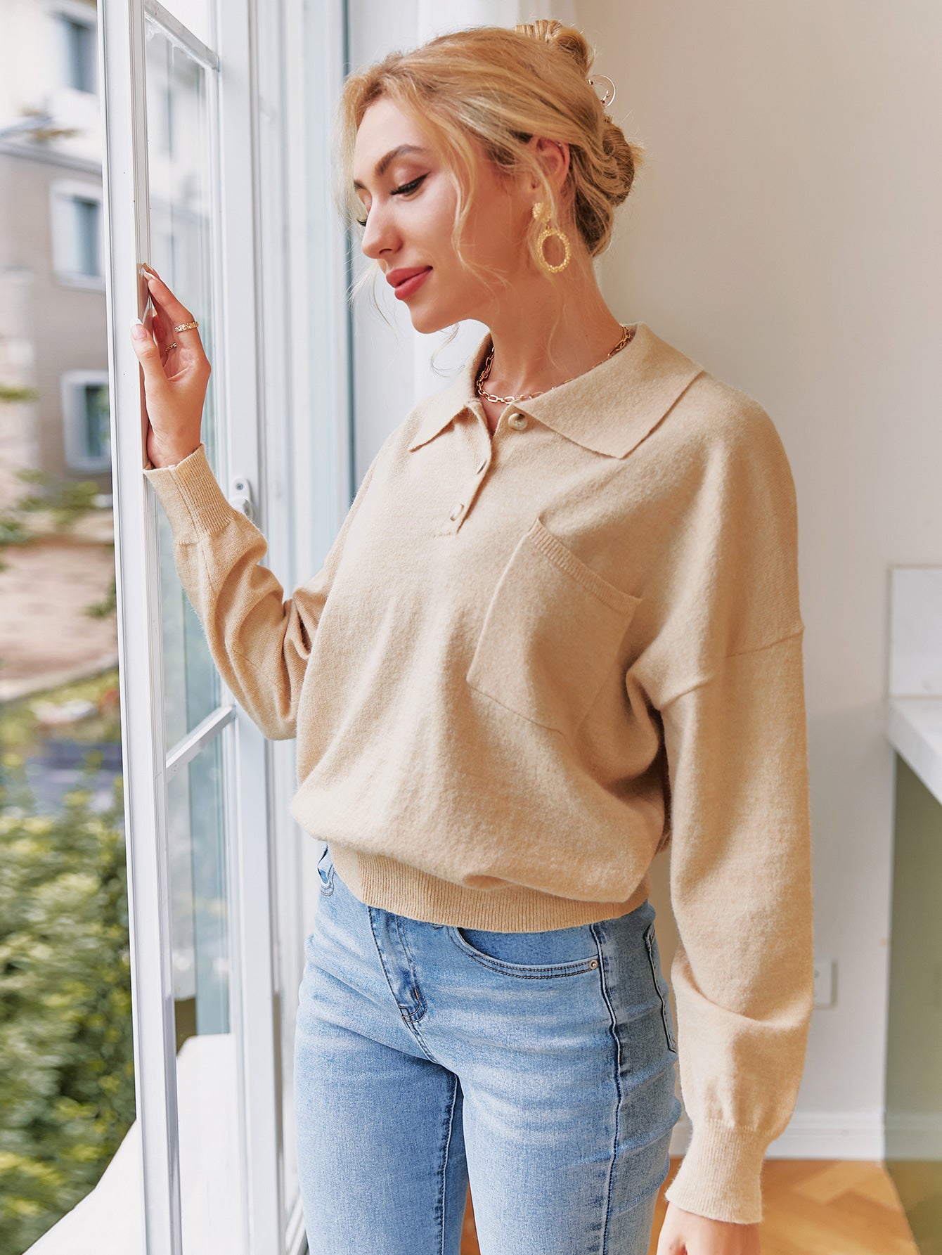 Collared Neck Knitted Sweater with Pocket