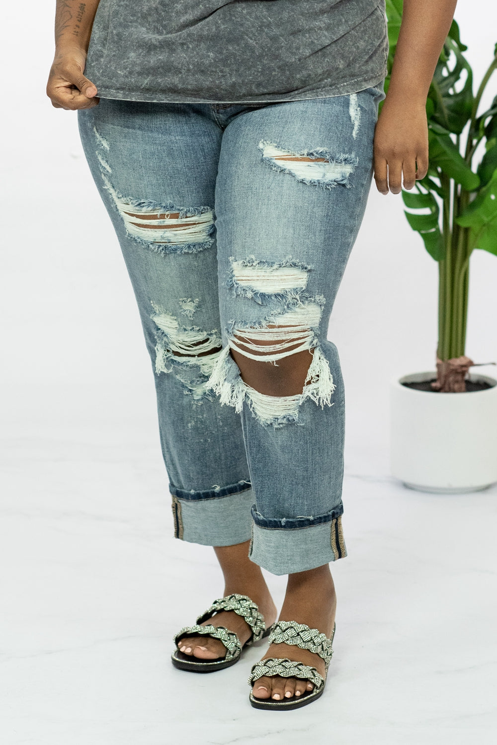 Judy Blue Lindsey Full Size Bleach Splash Boyfriend Jeans