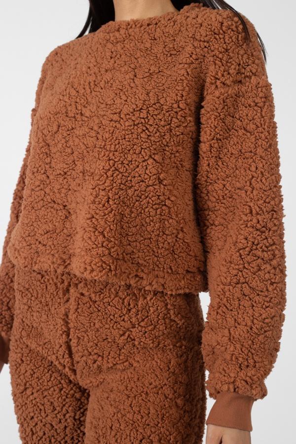 Faux Fur Cropped Top & Elasticized Pants - Absolute Fashion 2020
