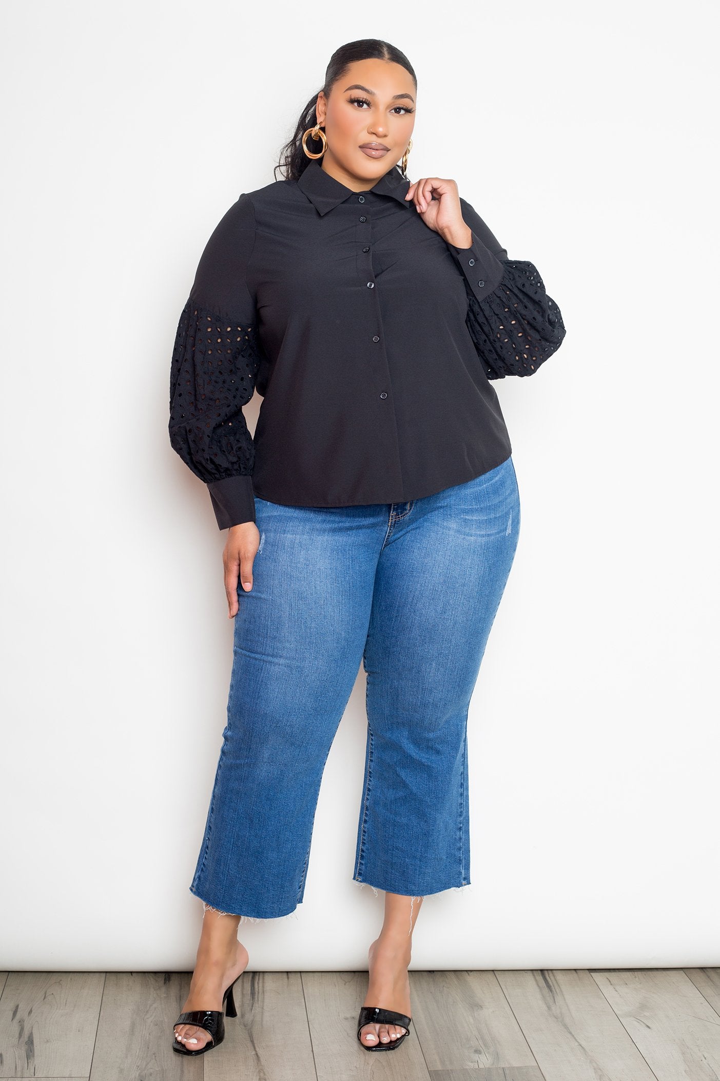 Blouse With Punched Sleeves - Absolute Fashion 2020