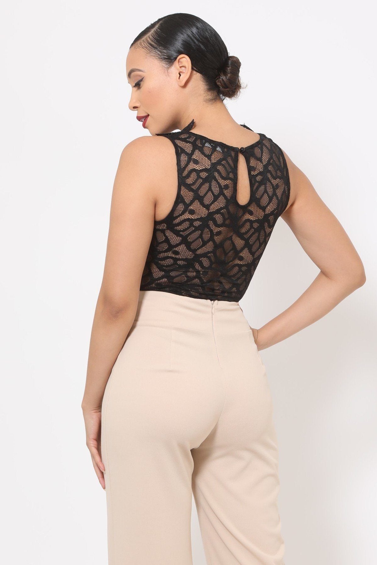 Crotchet Bodysuit W/front Ruffles And Small Mesh Details - Absolute Fashion 2020
