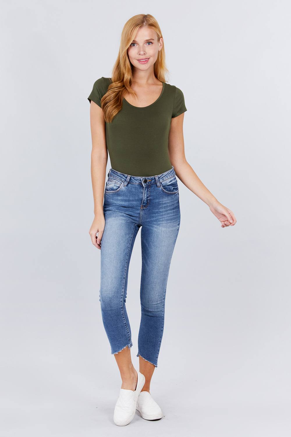 Solid Short Sleeve Scoop Neck Bodysuit - Absolute Fashion 2020