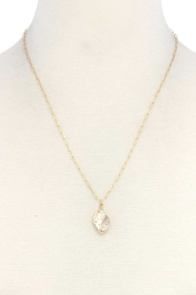 Shell Pendant Necklace - Absolute Fashion 2020