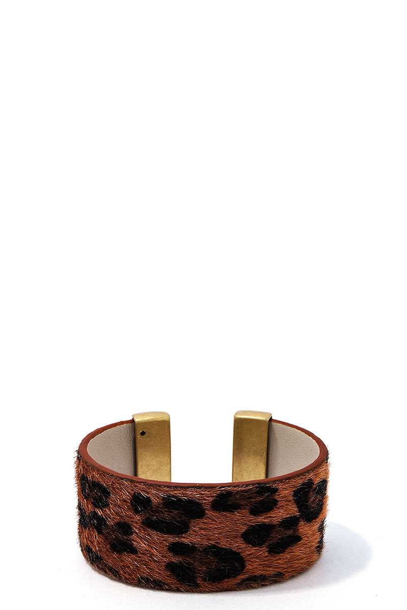Chic Leopard Fur Fashion Bangle - Absolute Fashion 2020
