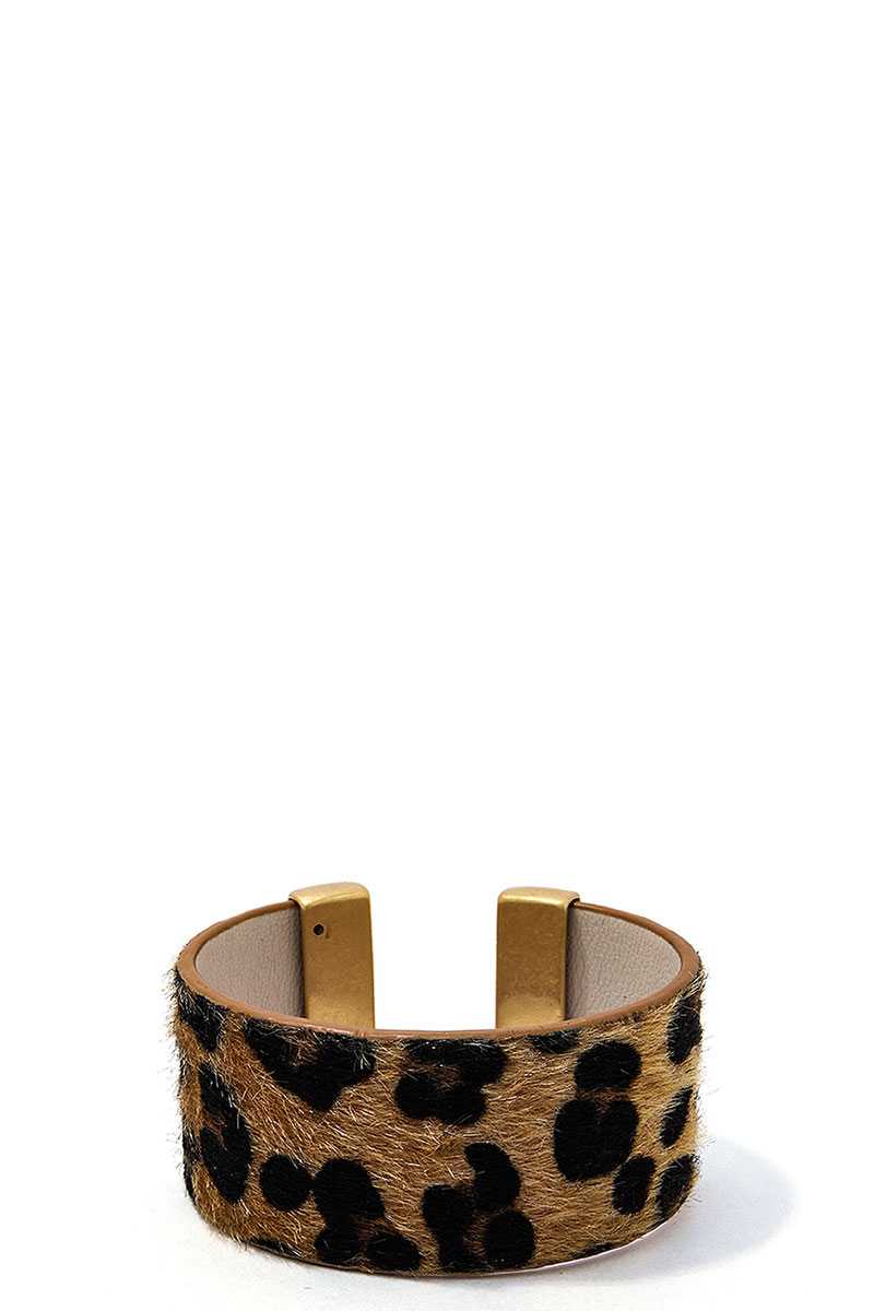 Chic Leopard Fur Fashion Bangle - Absolute Fashion 2020
