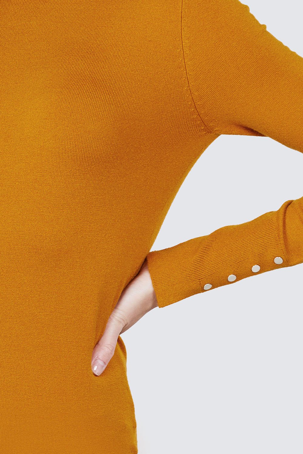 Crew Neck Sweater W/rivet Button - Absolute Fashion 2020