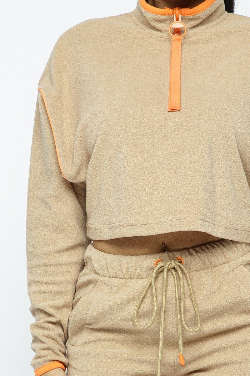 Sporty Crop Top Sporty High-waist Shorts Set - Absolute Fashion 2020