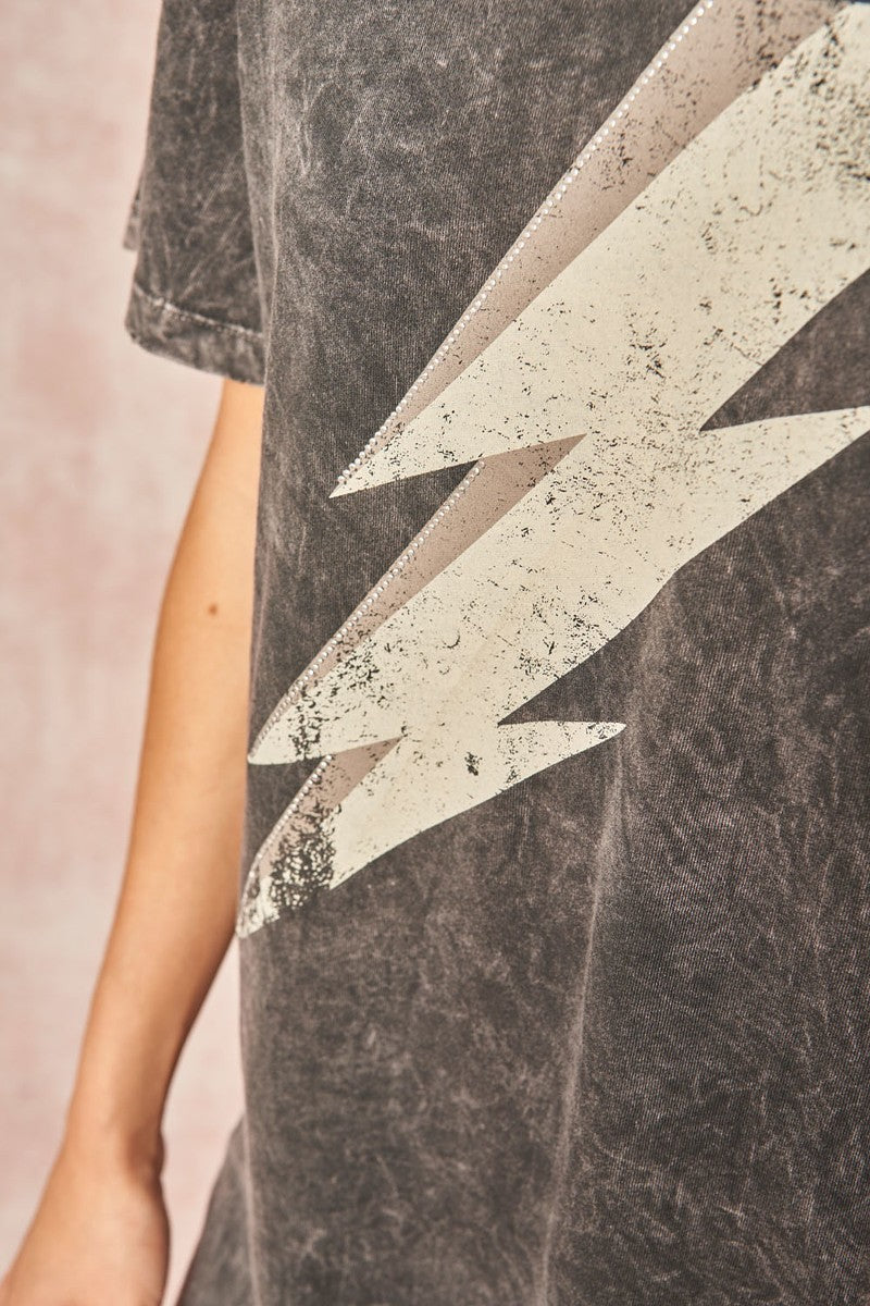 A Mineral Washed Graphic T-shirt - Absolute Fashion 2020