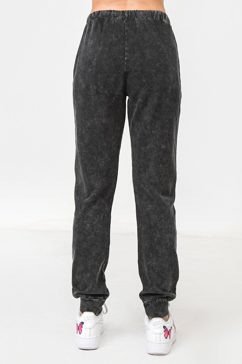 A Mineral Washed Sweatpants - Absolute Fashion 2020
