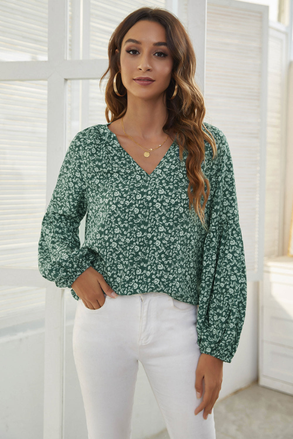 Floral Print V-Neck Bubble Sleeve Blouse