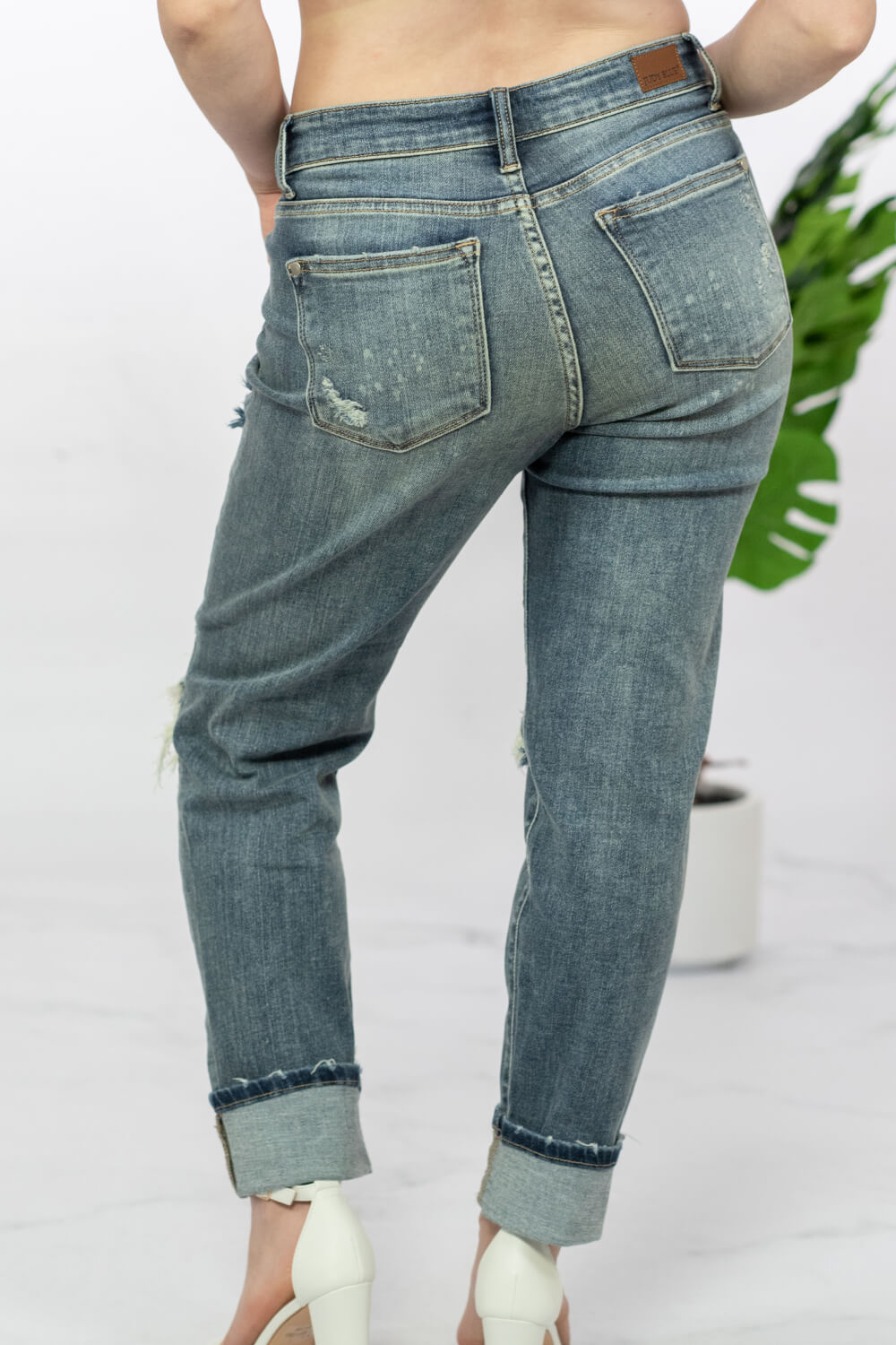 Judy Blue Lindsey Full Size Bleach Splash Boyfriend Jeans