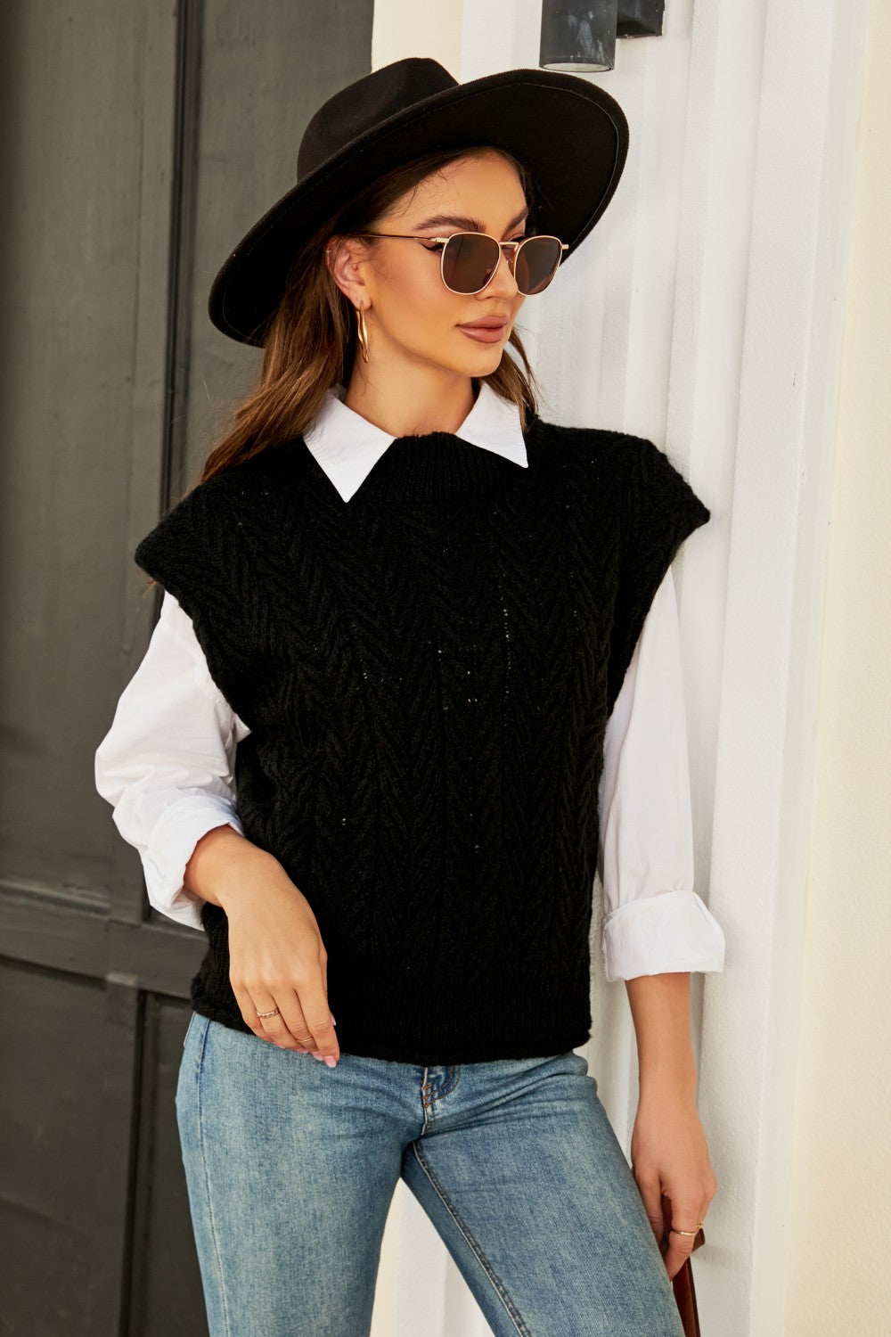 Round Neck Ribbed Trim Cap Sleeve Vest