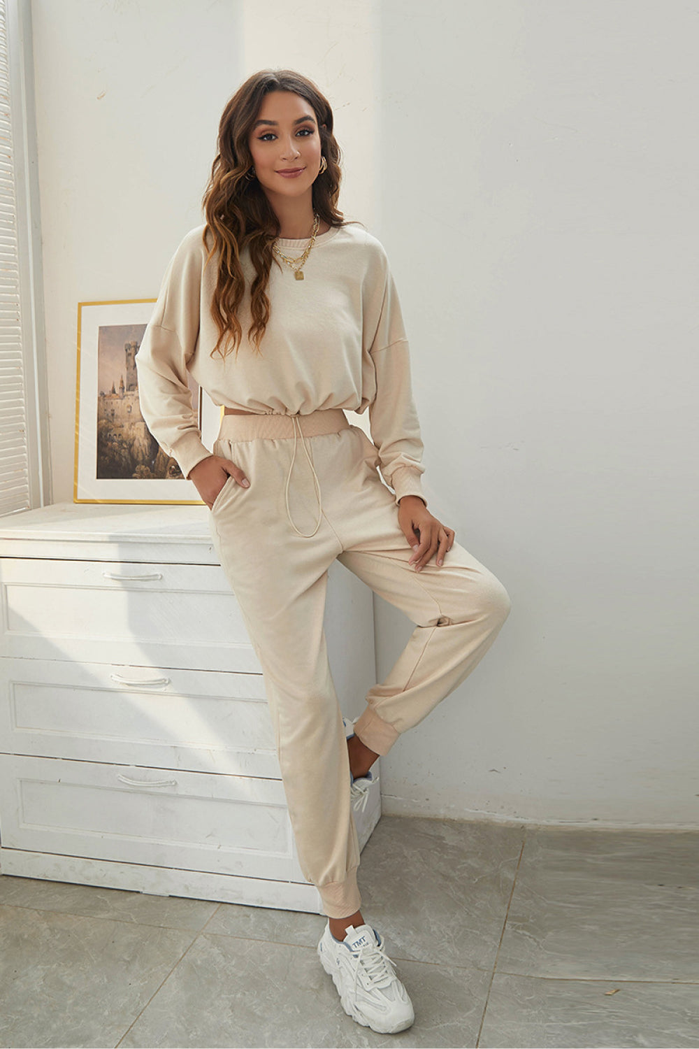 Crop Sweatshirt and Joggers Set - Absolute Fashion 2020