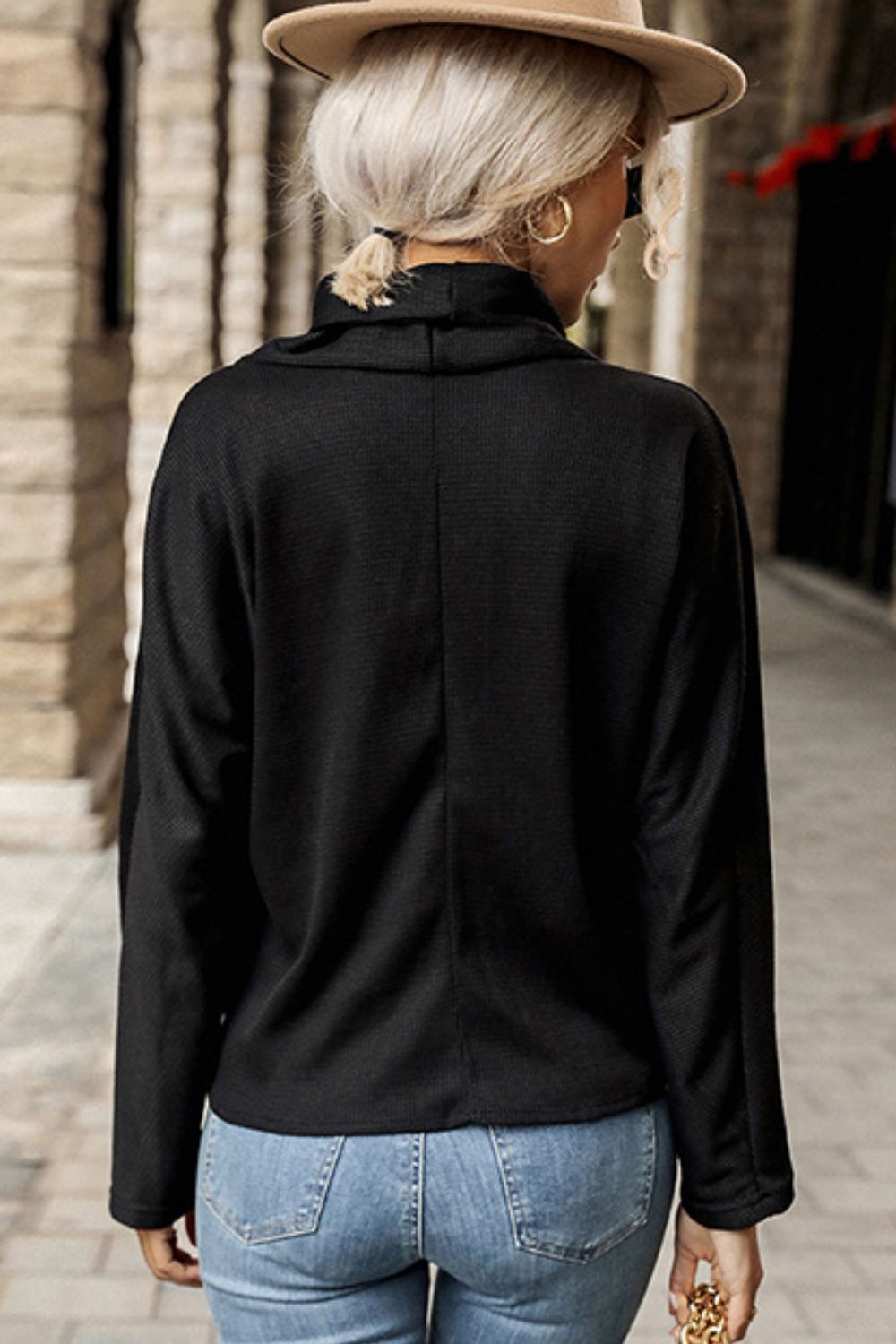 Crisscorss Shawl Collar Long Sleeve Top