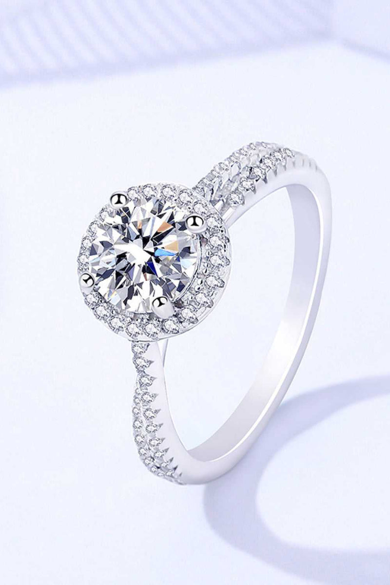 1 Carat Moissanite Round Shape Ring - Absolute fashion 2020