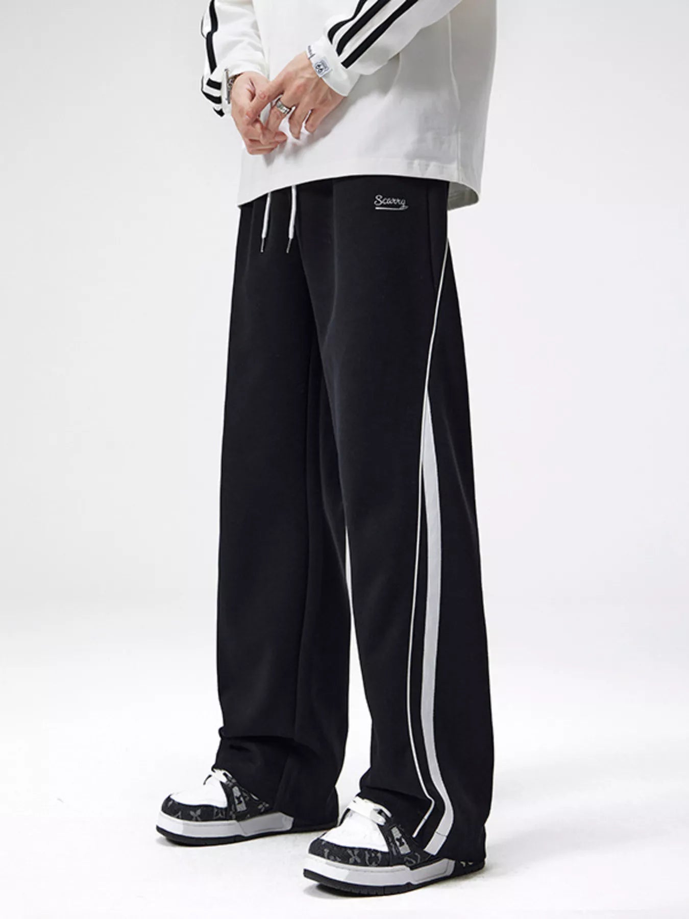 f83cbf512e354bfab16d6a997b16d44c-Max-Origin