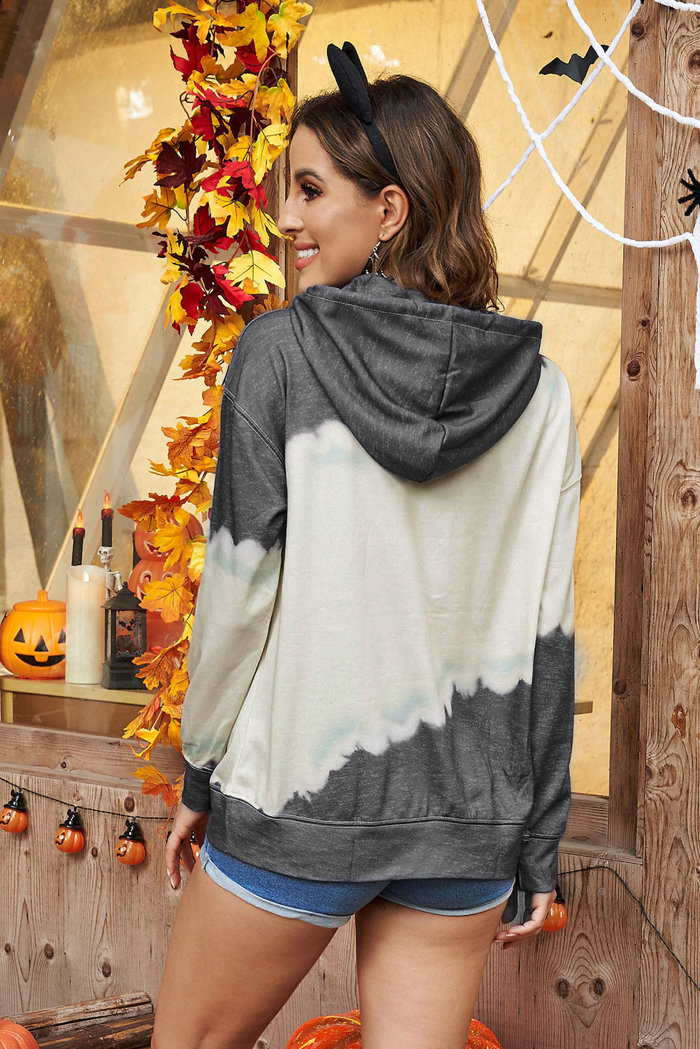 Halloween Graphic Hoodie with Kangroo Pocket