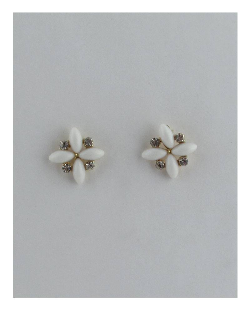 Four leaf flower stud earrings - Absolute Fashion 2020