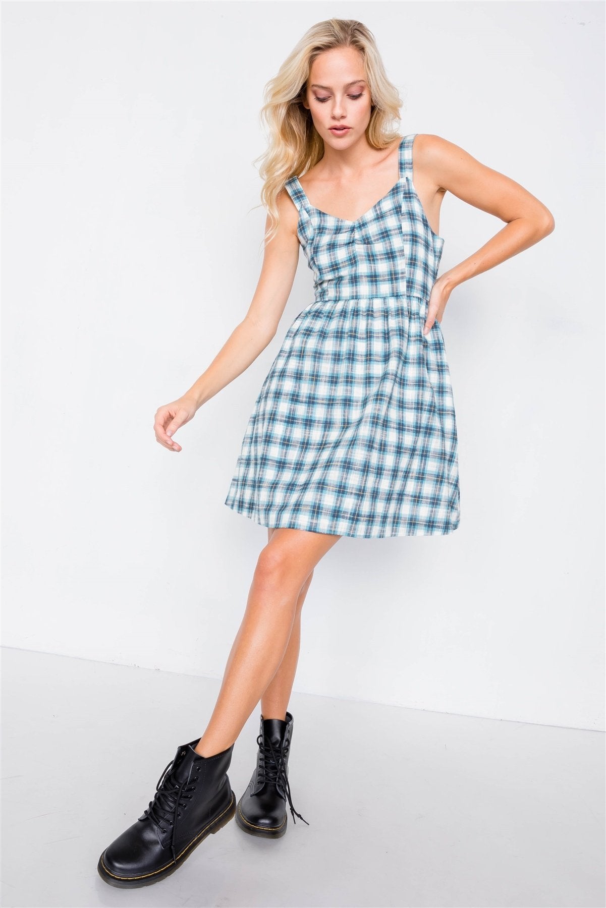 Blue Plaid Stripe Cut Out Back Bow Midi Sundress - Absolute Fashion 2020