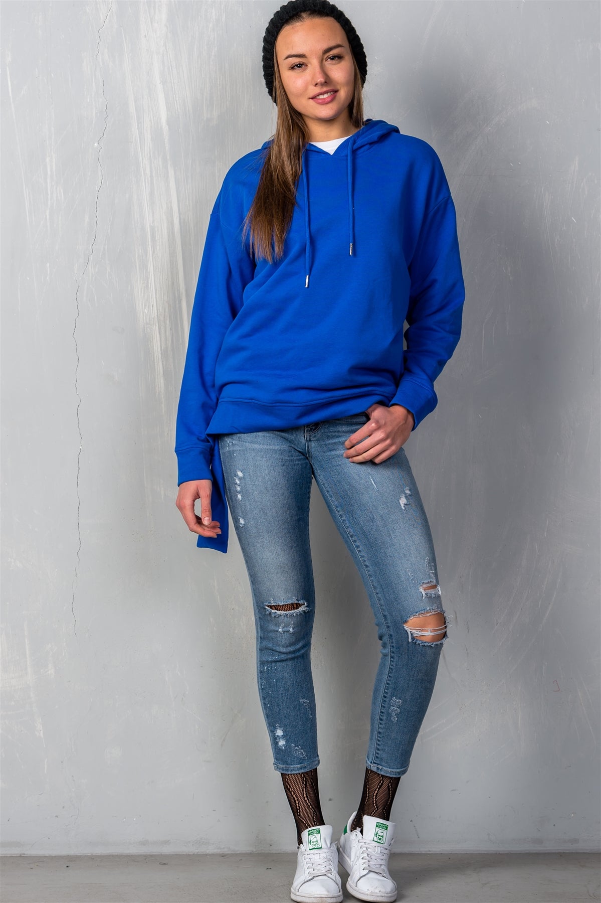Uneven Hem Graphic "venice" Pullover Hoodie - Absolute Fashion 2020