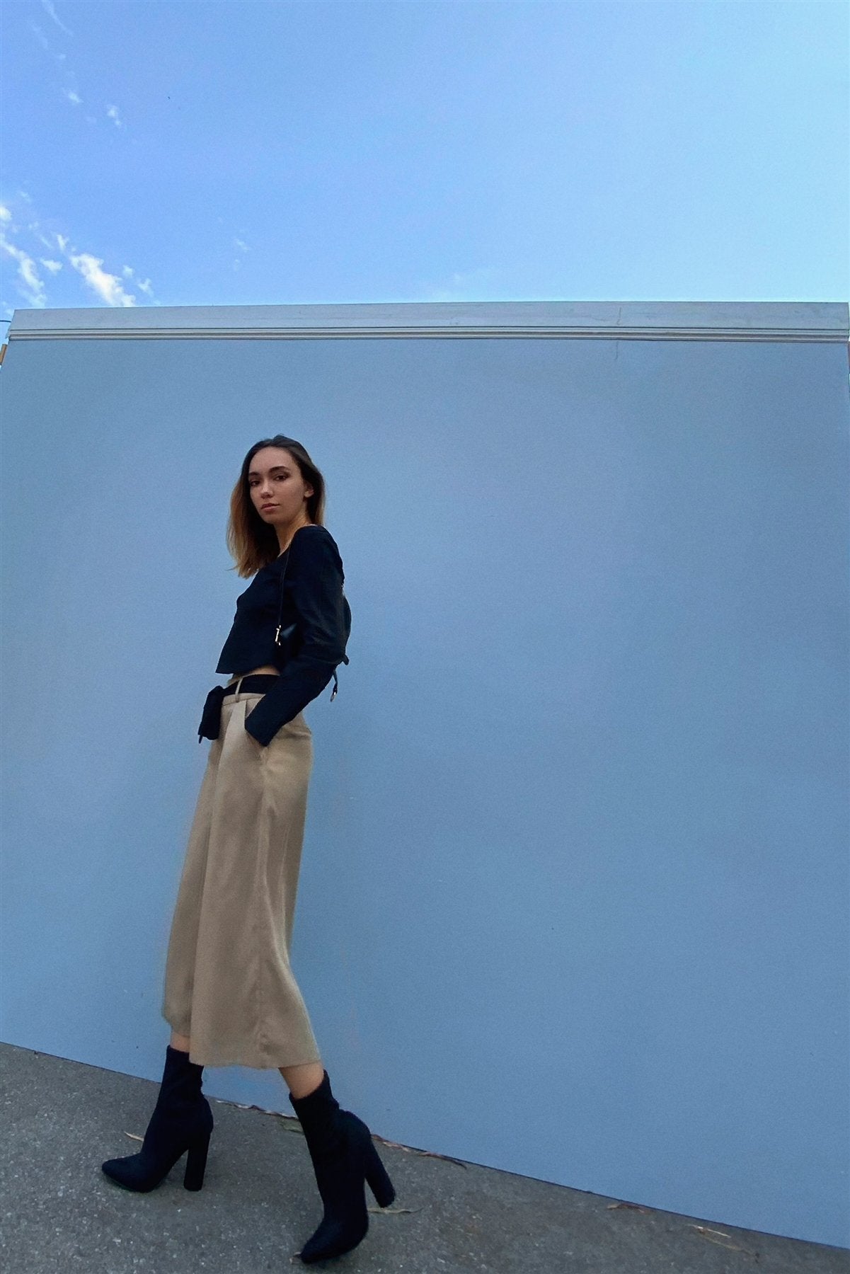 Beige High Waist Self-tie Belt Detail Flare Capri Pants - Absolute Fashion 2020