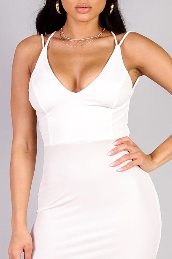 Showstopper, Sexy Crossover Strap Dress - Absolute Fashion 2020