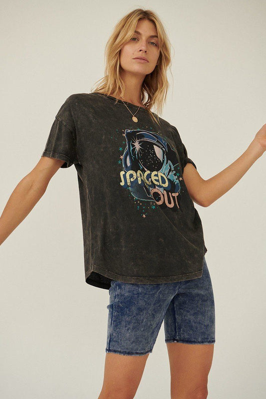 A Mineral Washed Graphic T-shirt - Absolute Fashion 2020