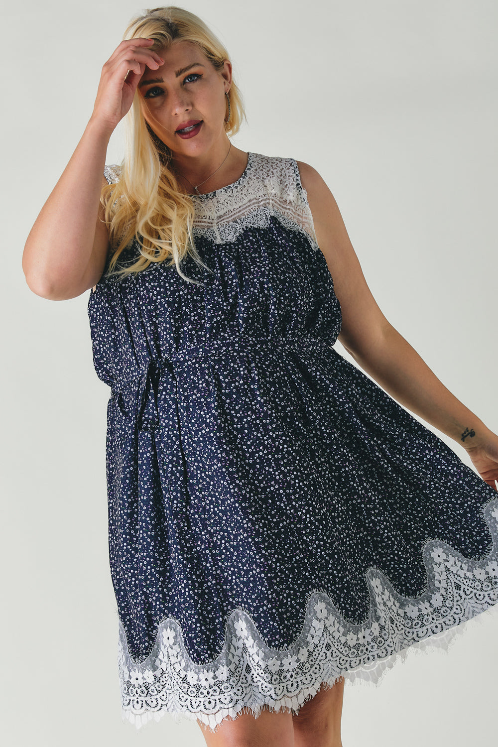 Plus Printed Round Neck Sleeveless Mini Dress - Absolute Fashion 2020