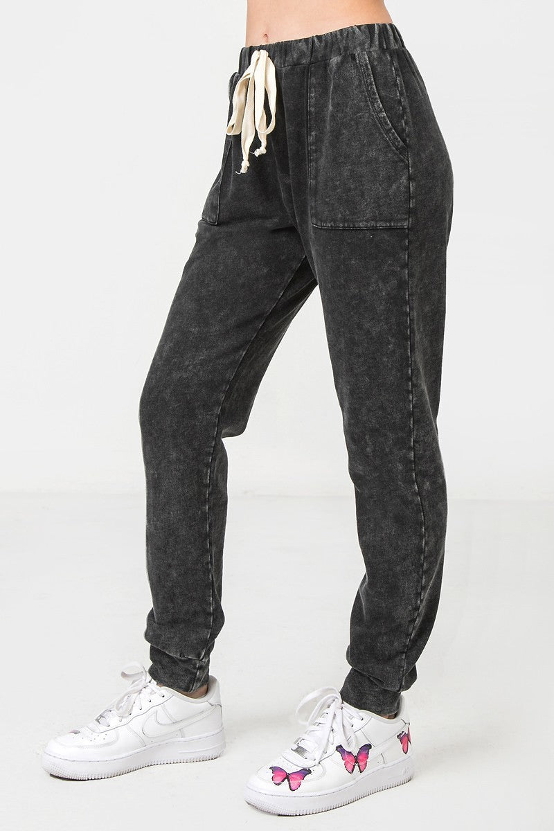 A Mineral Washed Sweatpants - Absolute Fashion 2020