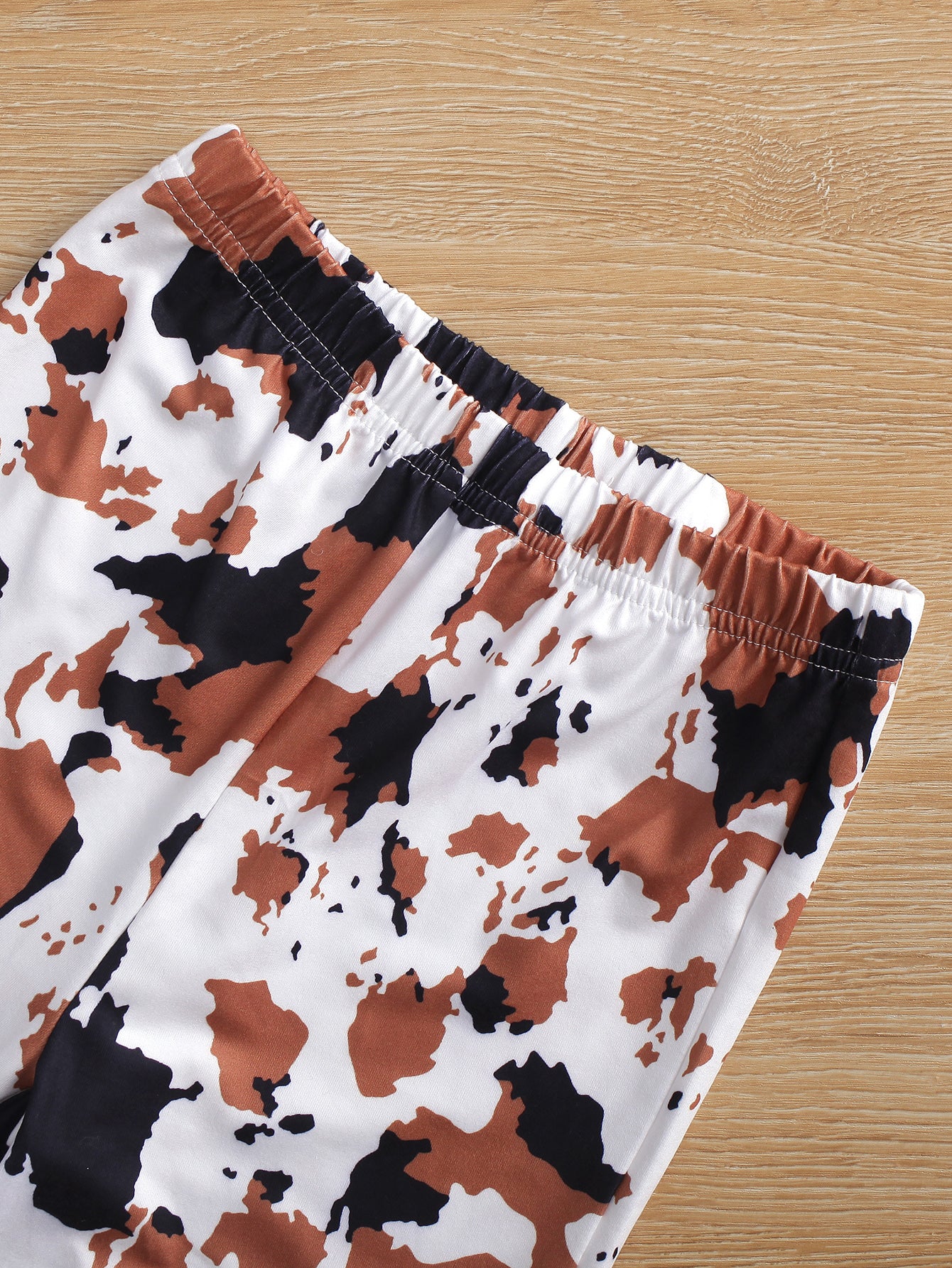 Girls Graphic T-Shirt and Floral Pants Set
